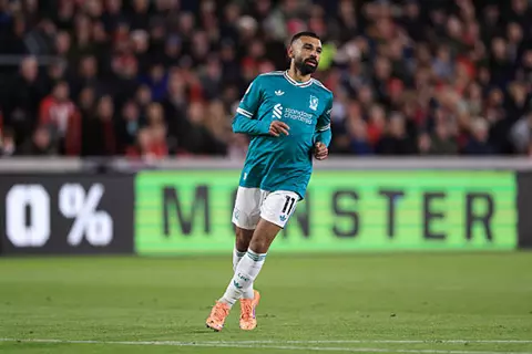 استبعاد صلاح من المباراة.. تشكيل ليفربول أمام كريستال بالاس في كأس كاراباو